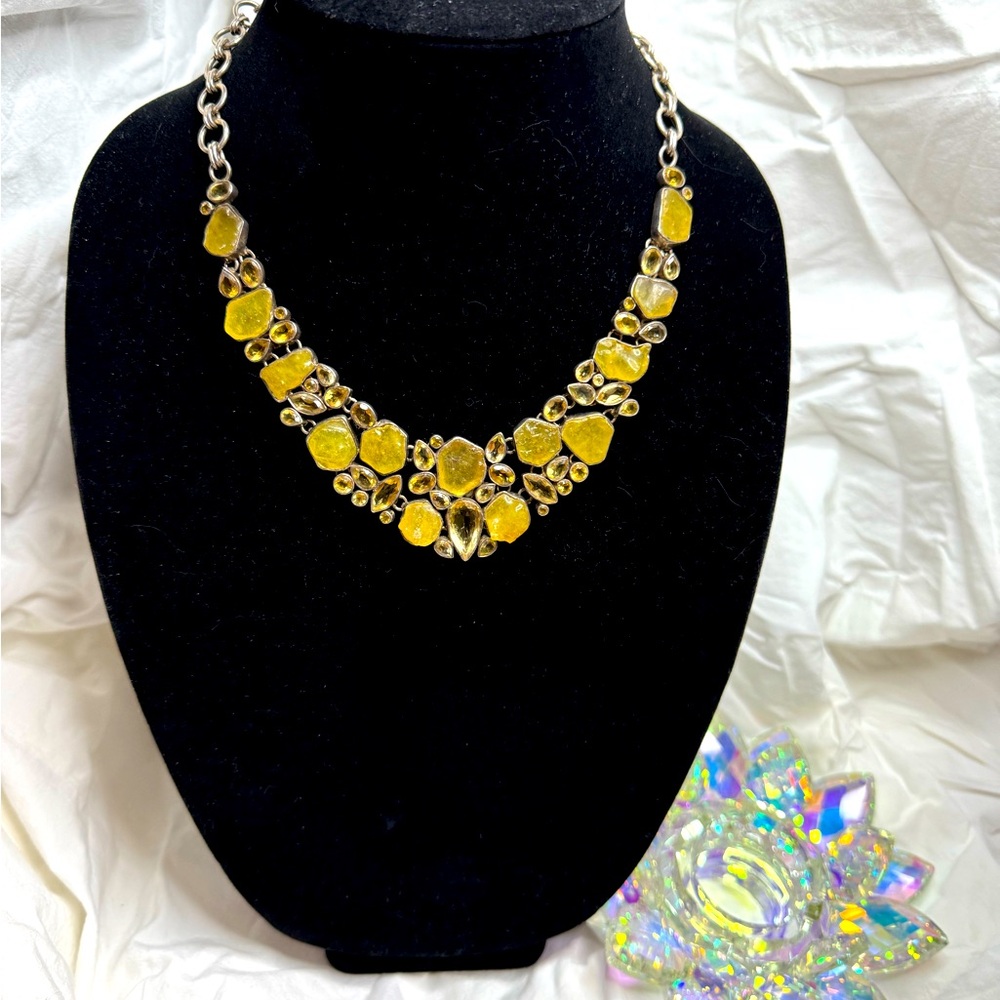 Authentic citrine vintage bib necklace.